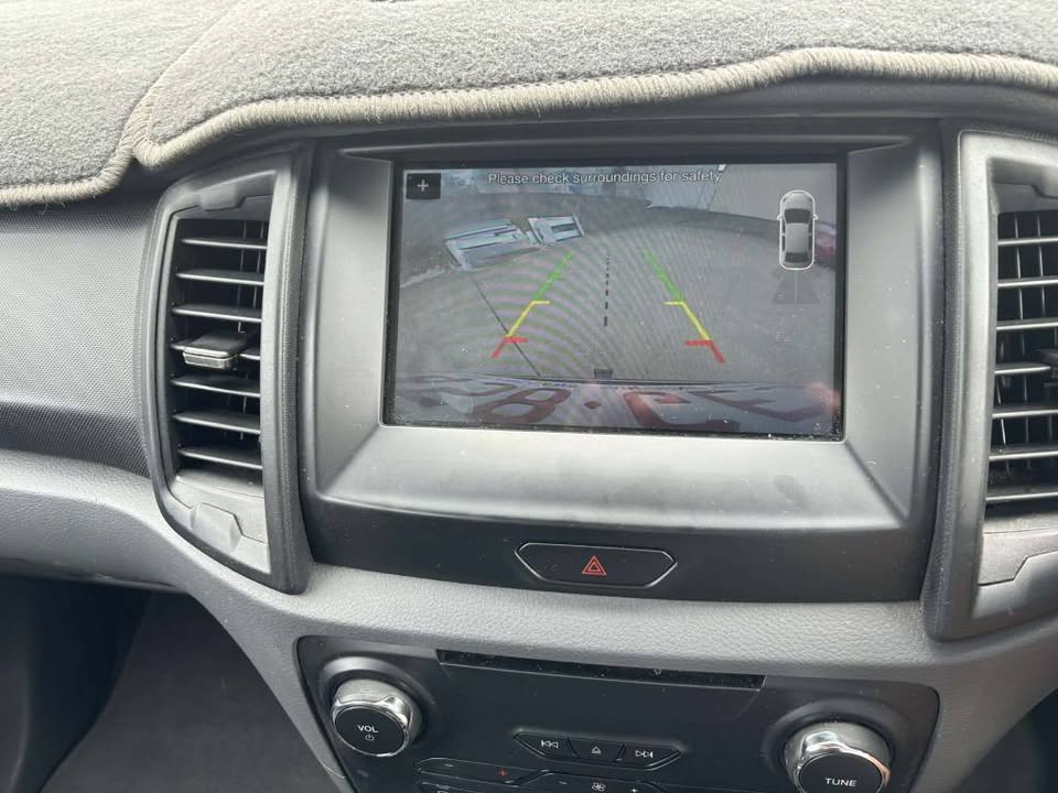 2017 Ford Everest Ambiente Easy Finance Great value 9.jpg